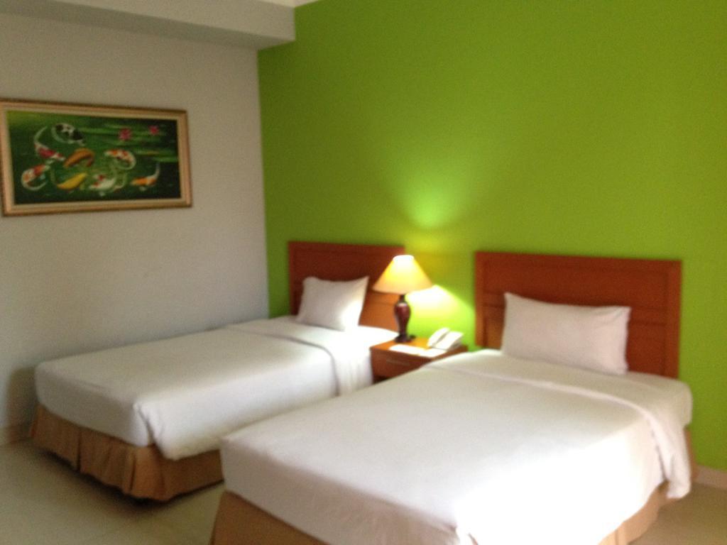 Town House Bukit Damai Indah Otel Balikpapan  Dış mekan fotoğraf